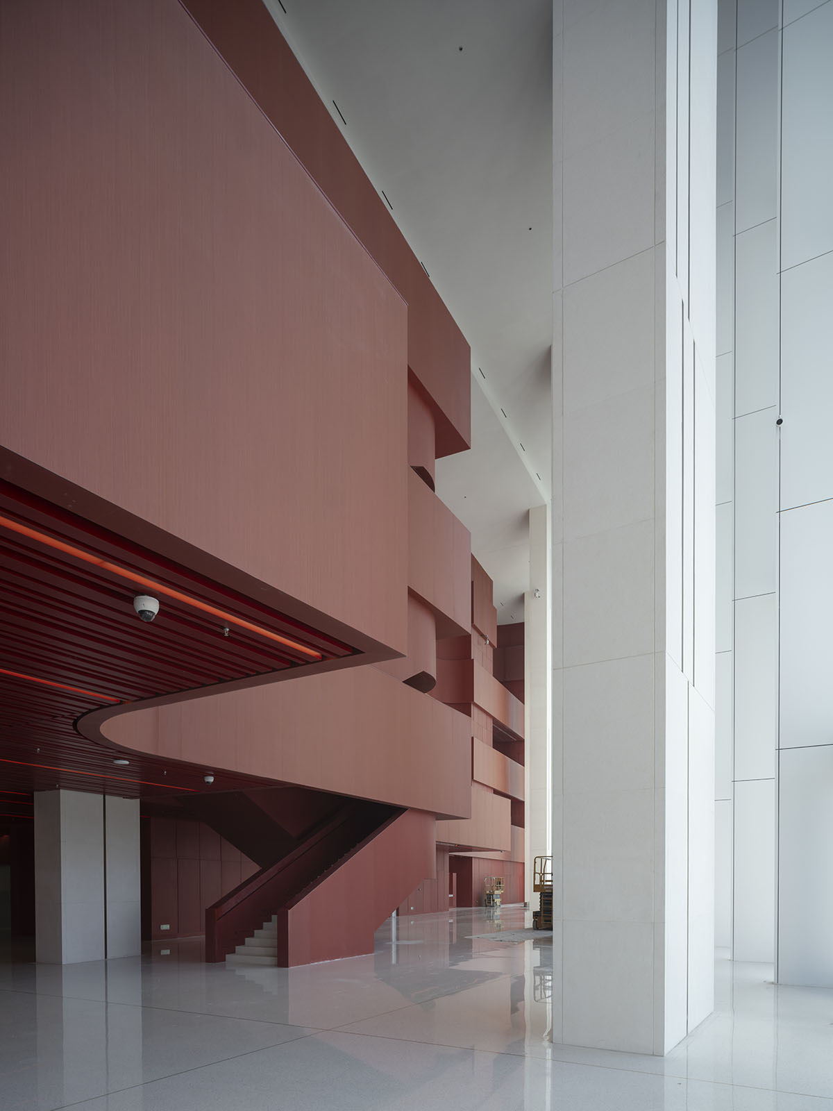 Sn&oslash;hetta's Shanghai Grand Opera House nears completion