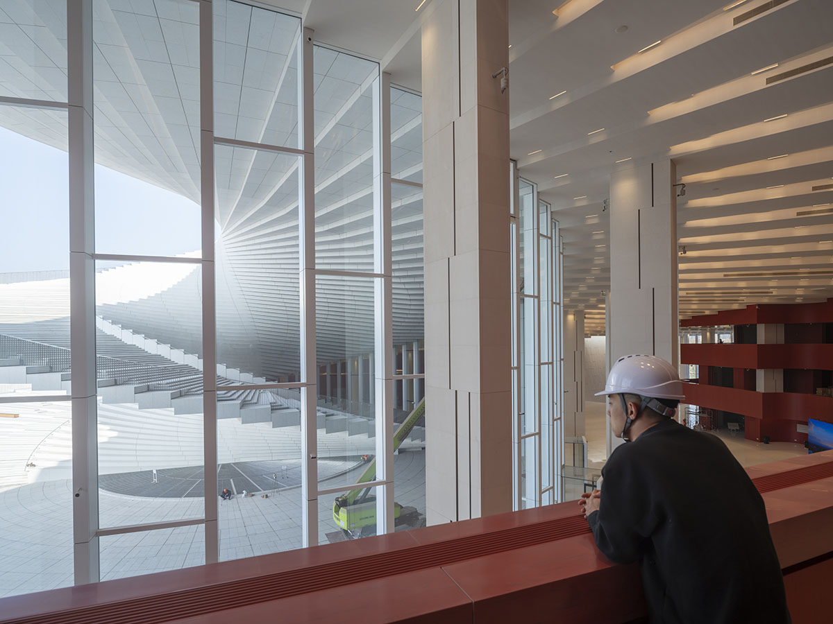 Sn&oslash;hetta's Shanghai Grand Opera House nears completion