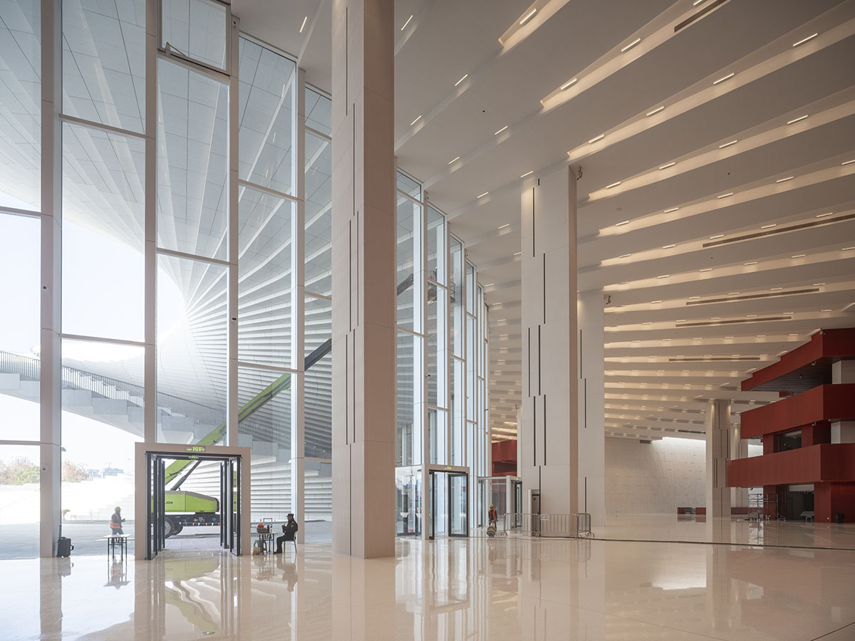 Sn&oslash;hetta's Shanghai Grand Opera House nears completion