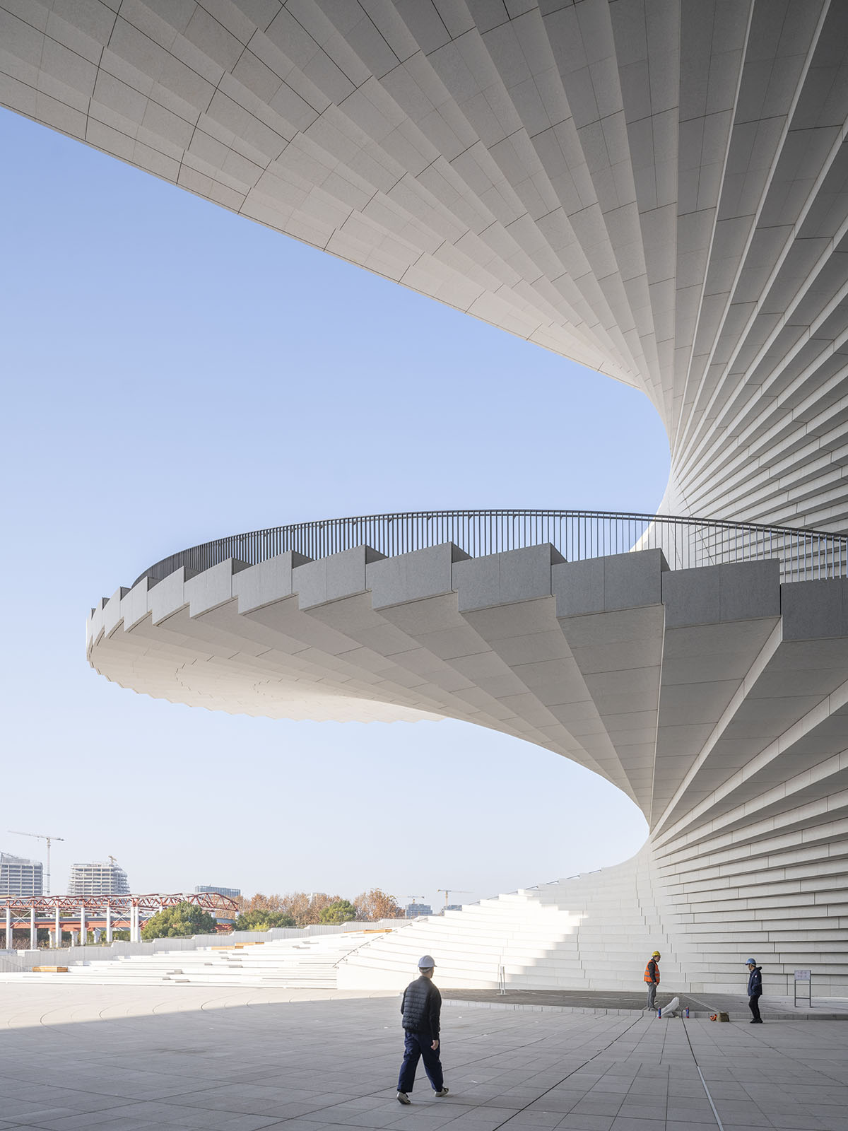 Sn&oslash;hetta's Shanghai Grand Opera House nears completion