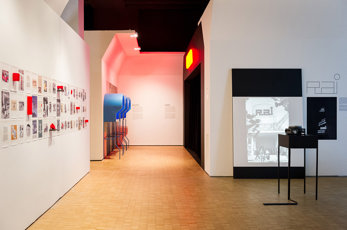 OMA's new exhibition presents visual journey to photographic collection of Fondazione Fiera Milano