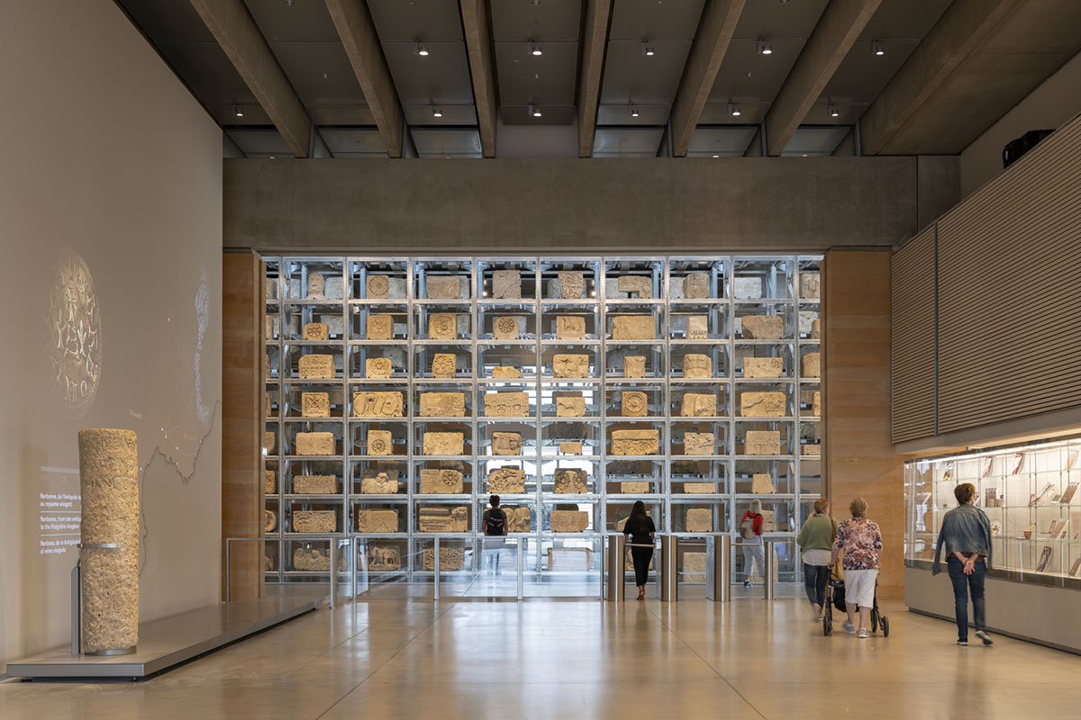 Foster + Partners completes Narbo Via Museum of Roman antiquities in France