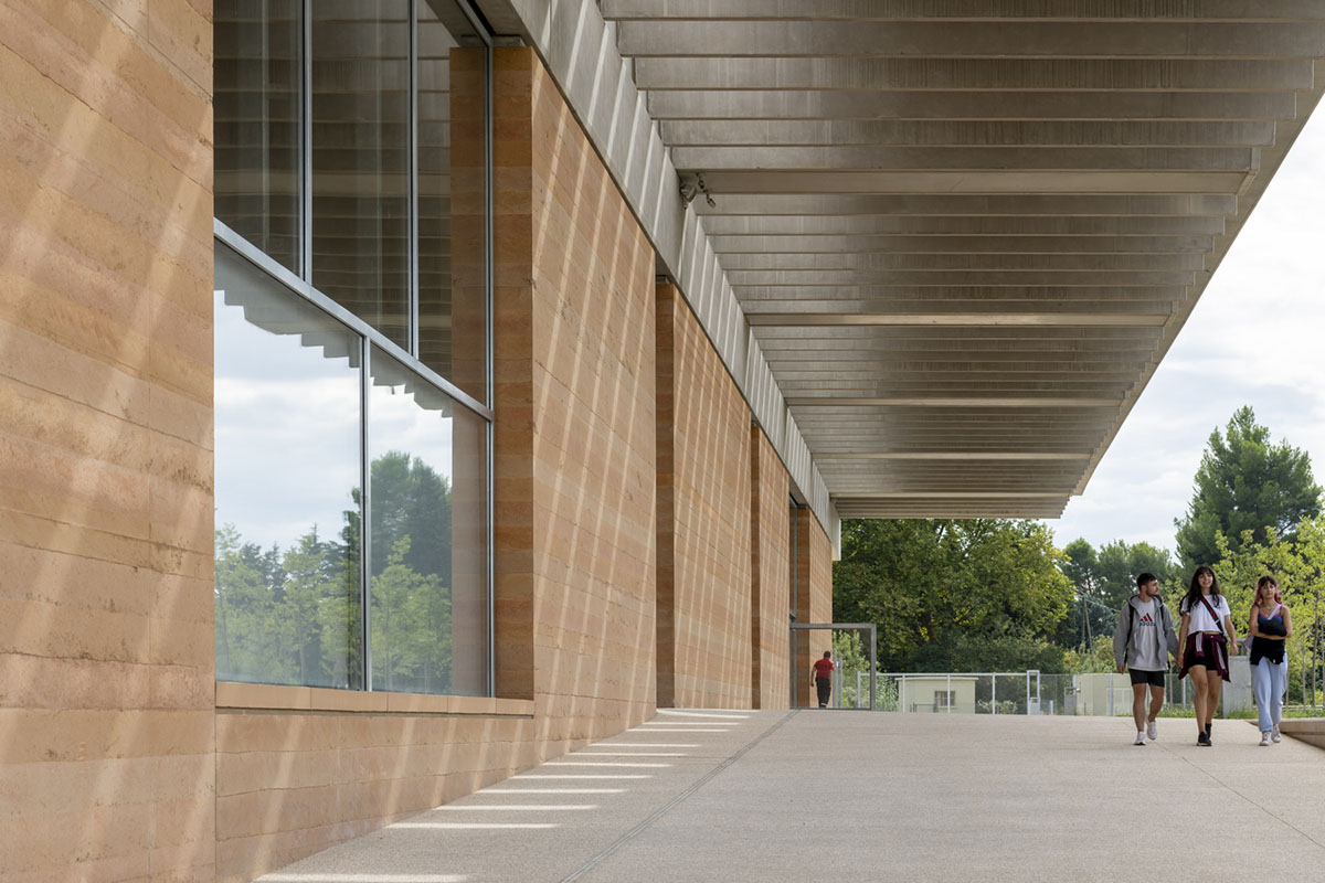 Foster + Partners completes Narbo Via Museum of Roman antiquities in France