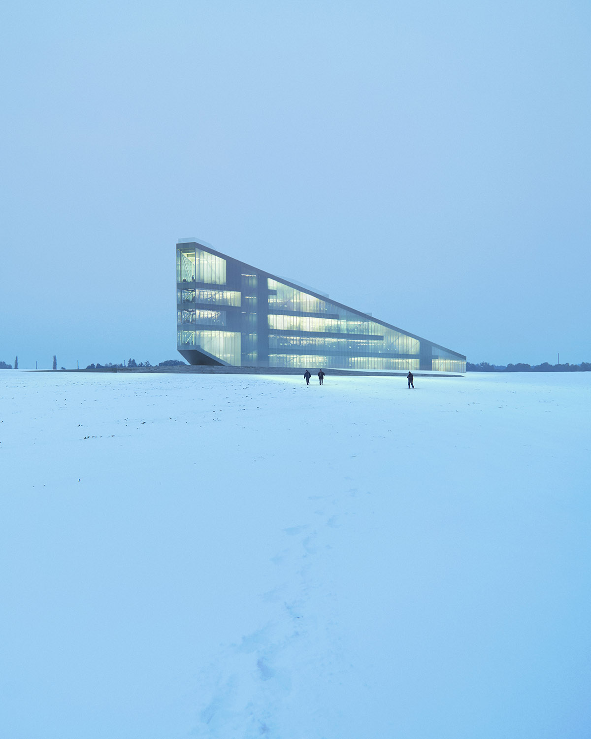 Modern Office of Design + Architecture releases design for ATTAbotics Headquarters in Calgary