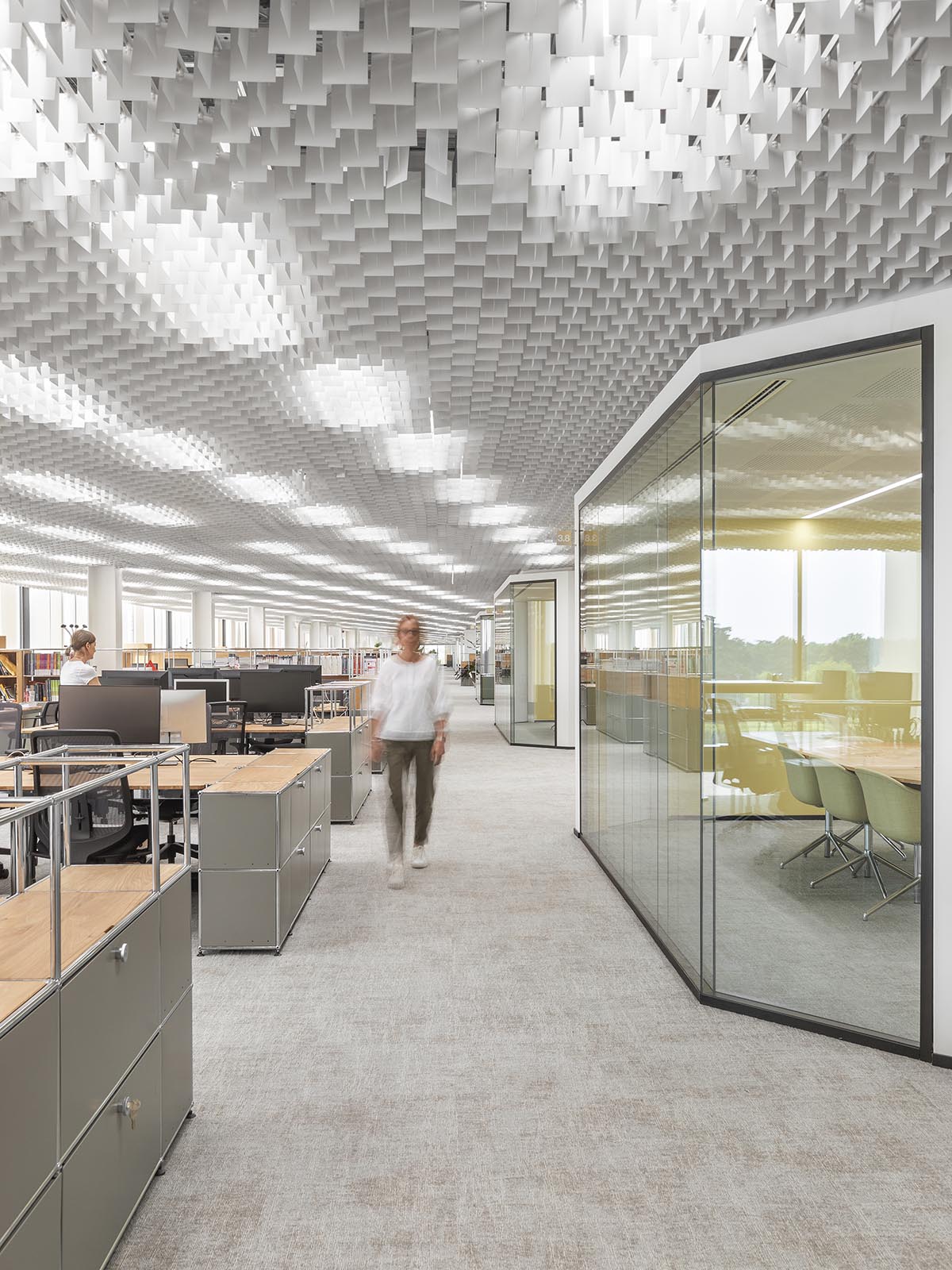 Carlo Ratti Associati unveils vision for renovation of Oscar Niemeyer-designed Palazzo Mondadori