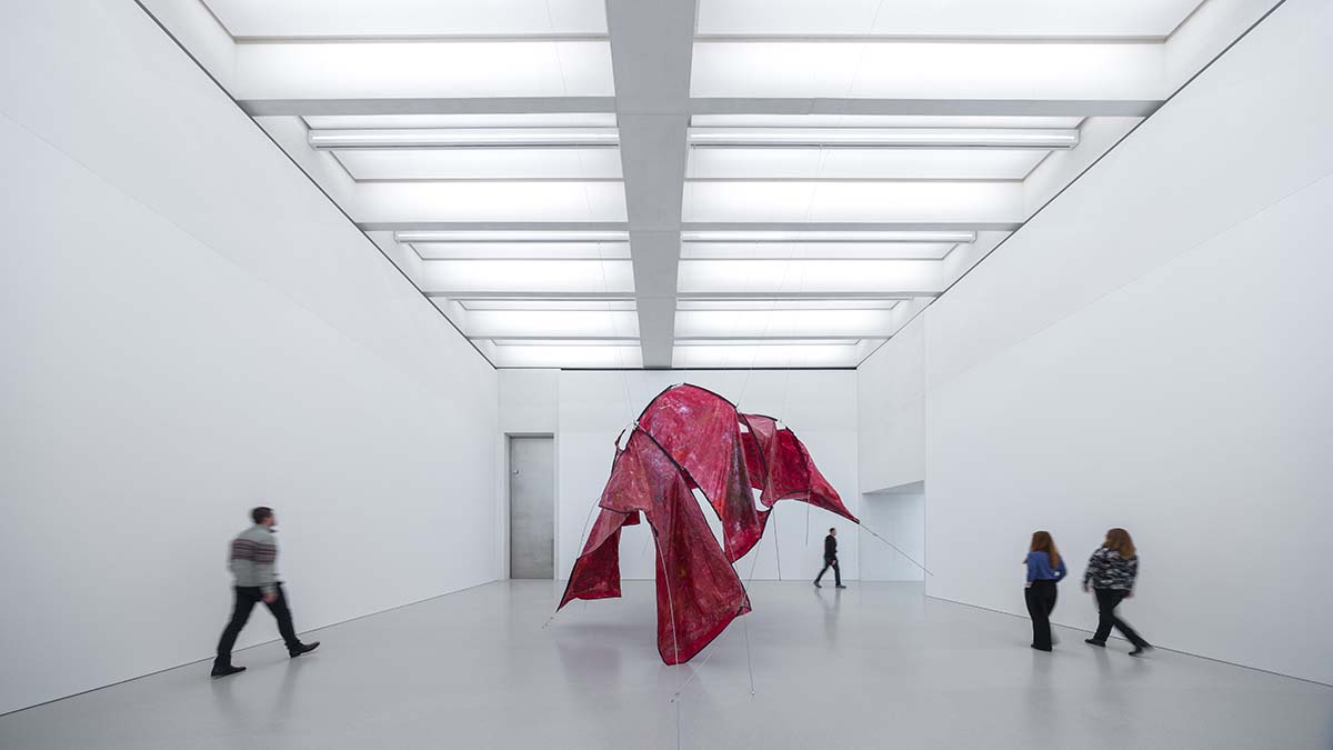 The Museum of Modern Art in Warsaw acts as 