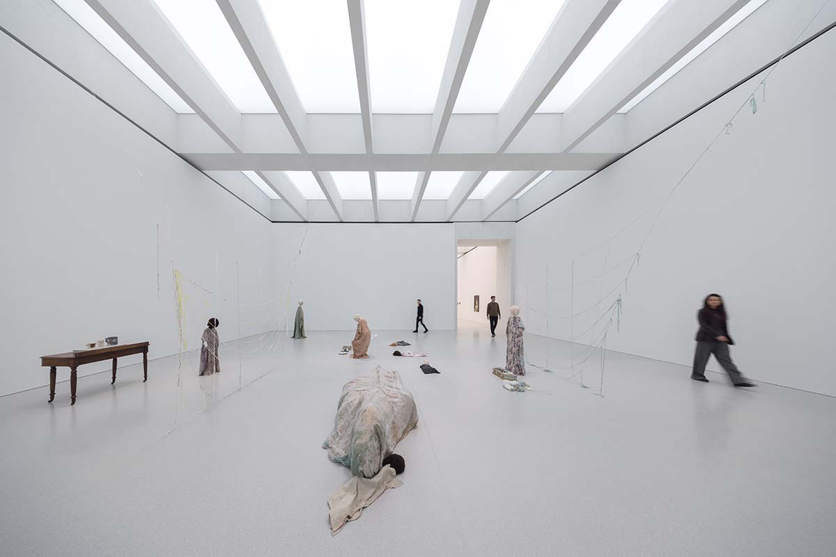 The Museum of Modern Art in Warsaw acts as 