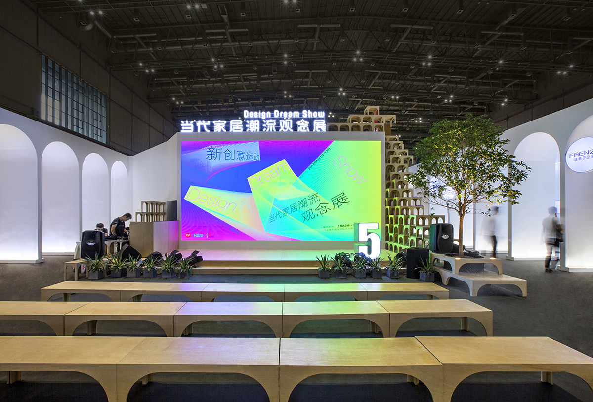 TOWOdesign completes exhibition space composed of different combinations of furnitures