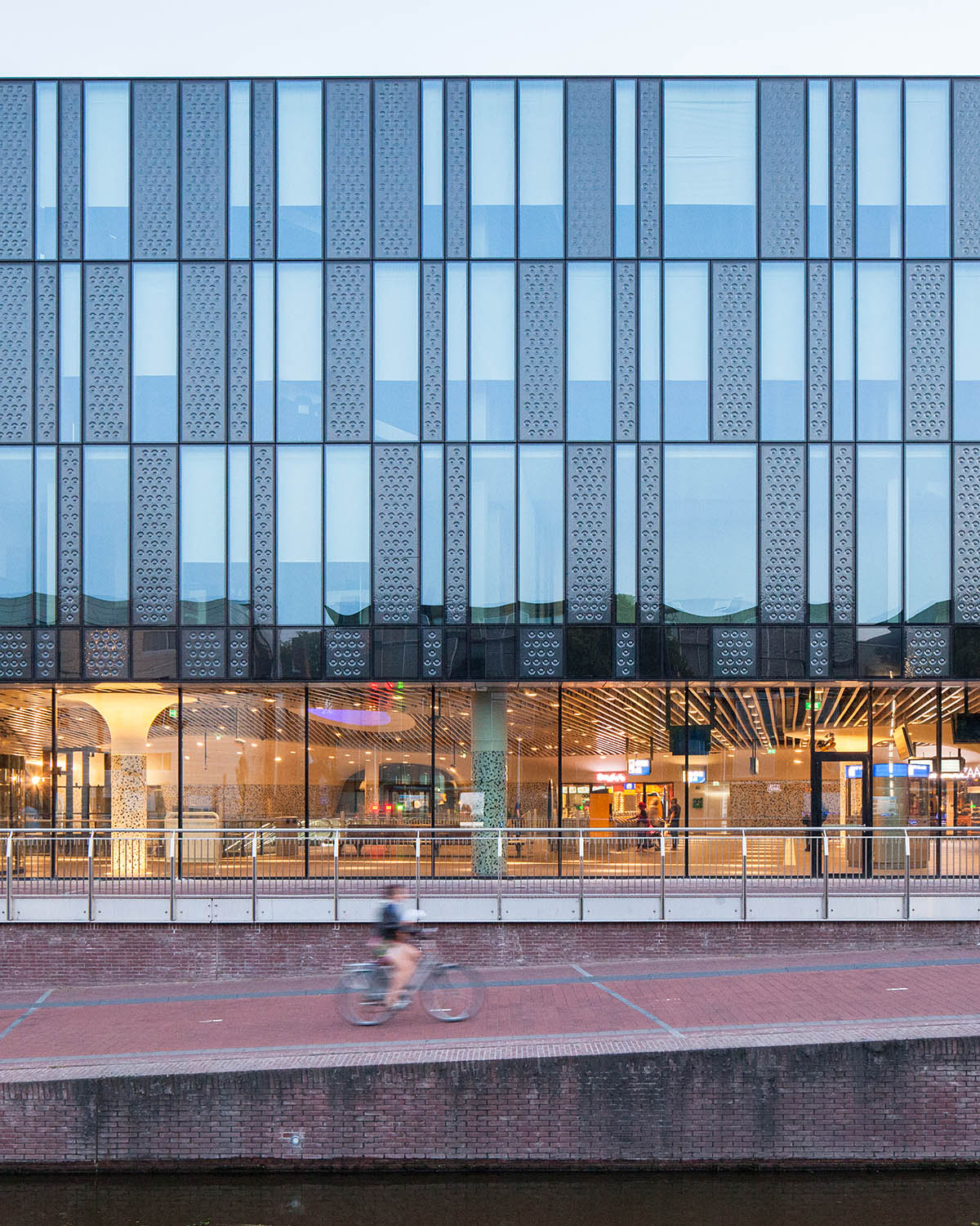 Mecanoo completes Delft City Hall and Train Station in the Netherlands