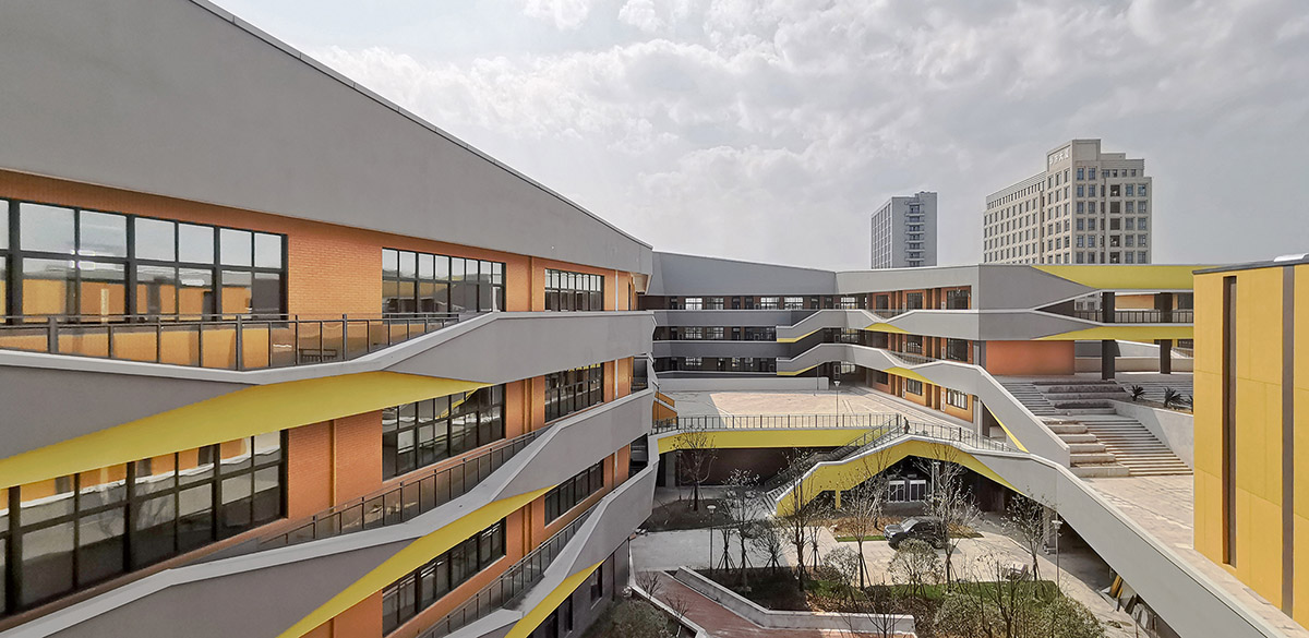 DC Alliance completes Yongjiang Experimental School in Jiangbei District, Ningbo