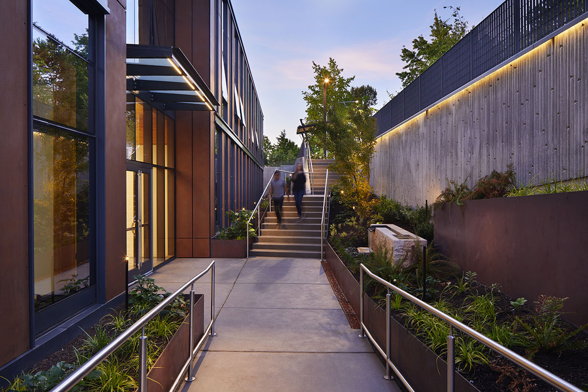 LMN Architects designs the first large-scale mass timber office ...