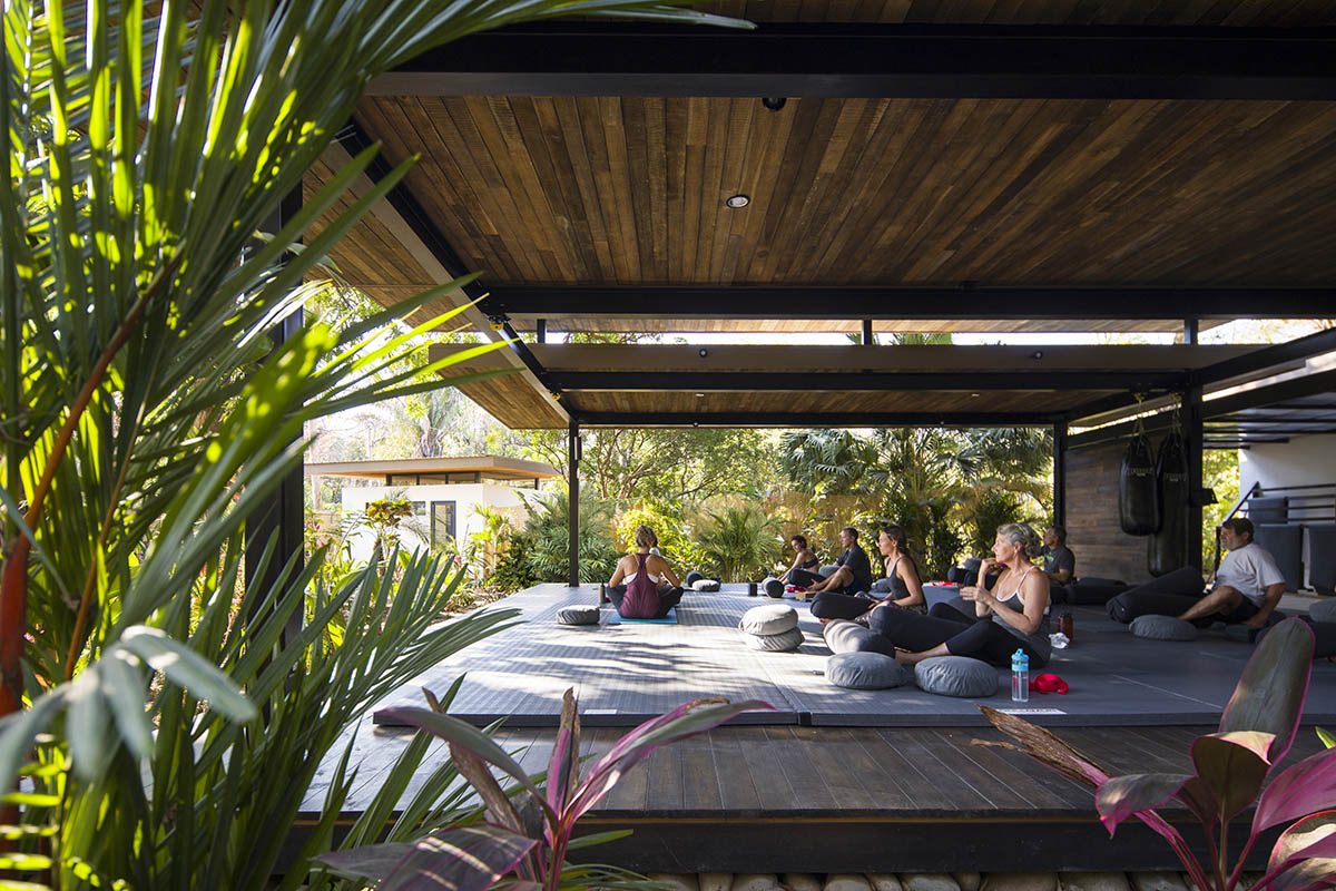 Studio Saxe’s new boutique hotel and yoga studio get lost in tropical landscape of Costa Rica