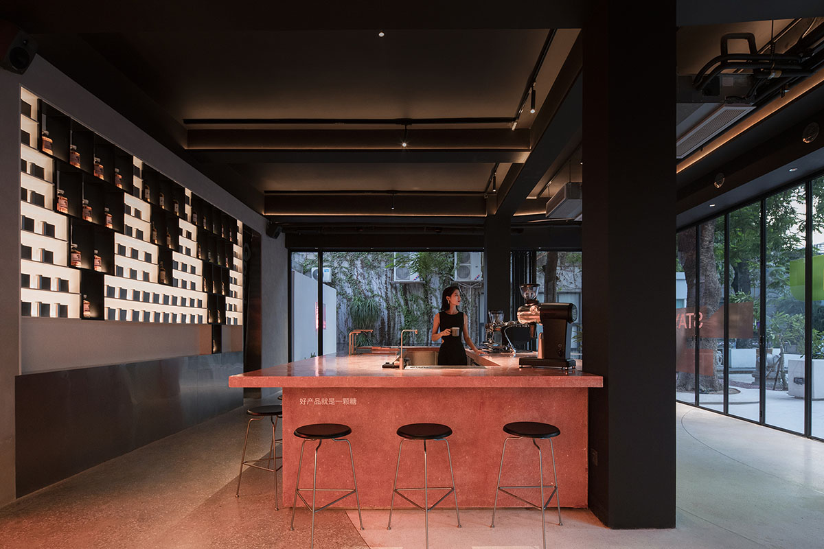 Wutopia Lab completes orange-colored vertical micro social complex with light tower in Guangzhou