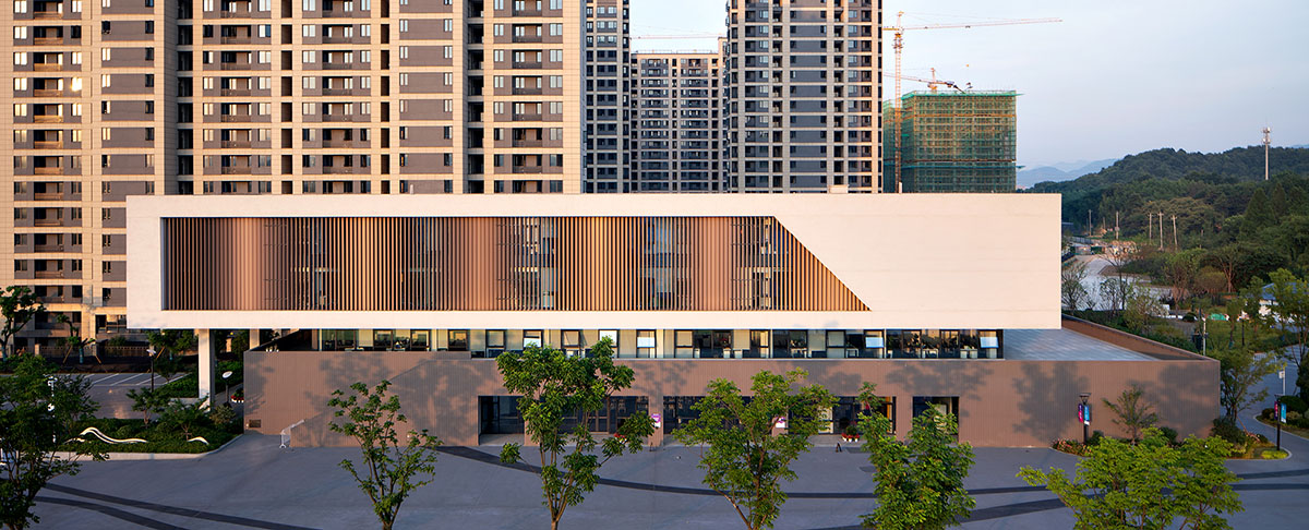 UAD creates natural scenery by using over 37,000 unit modules on façade of sports center in Hangzhou