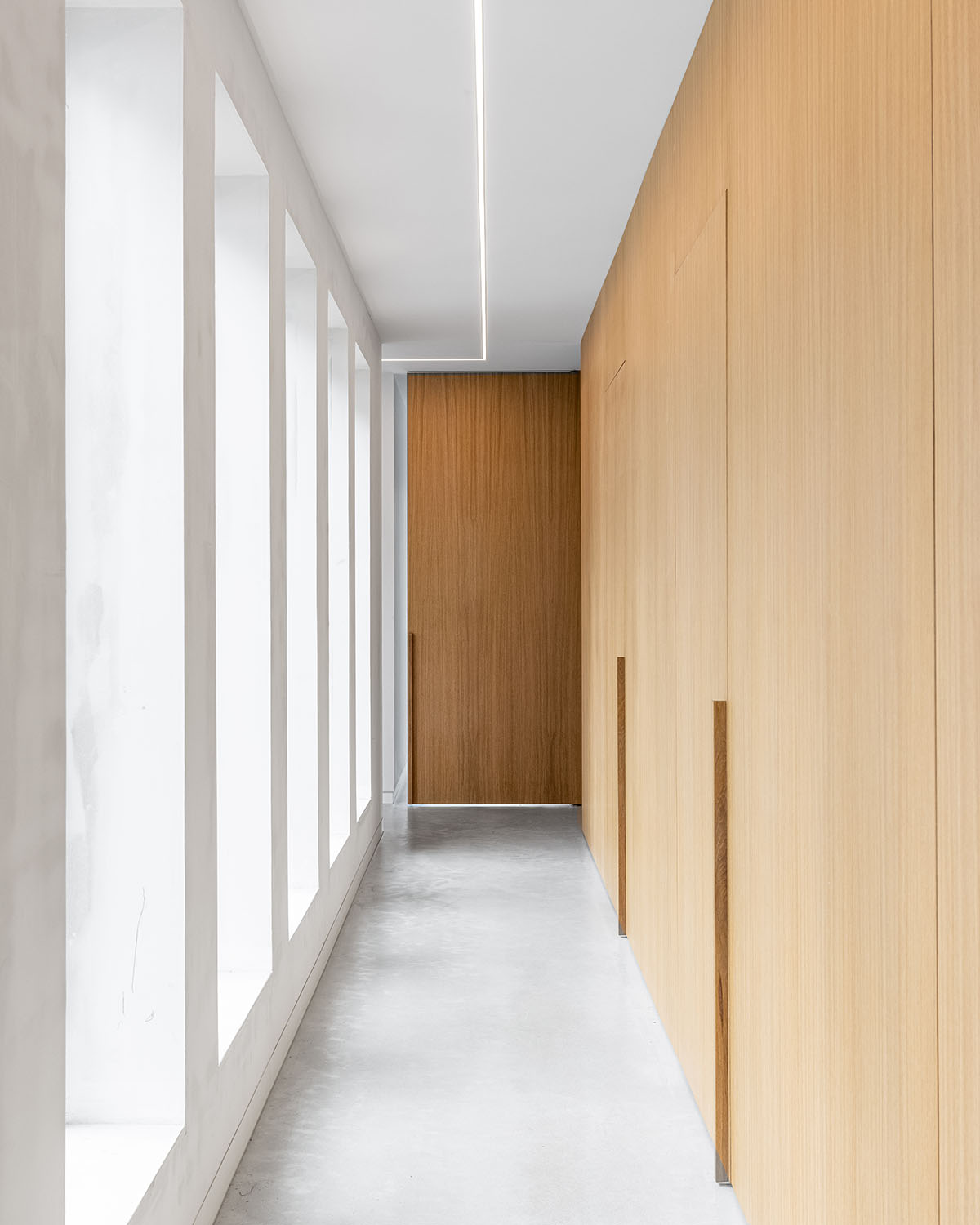 RoosRos Architecten completes black wooden-clad family house in an old orchard in Nieuw-Beijerland