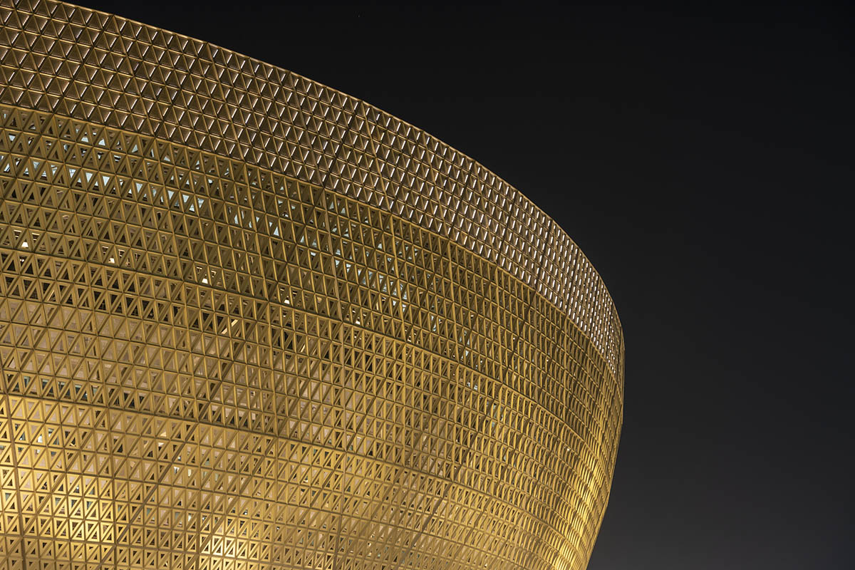 Lusail Stadium by Foster + Partners evokes