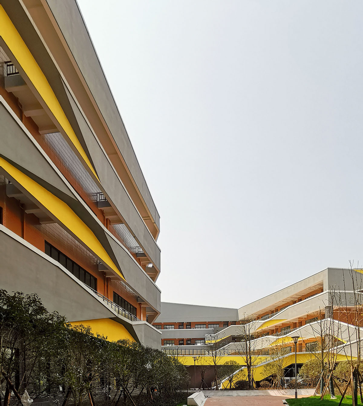 DC Alliance completes Yongjiang Experimental School in Jiangbei District, Ningbo