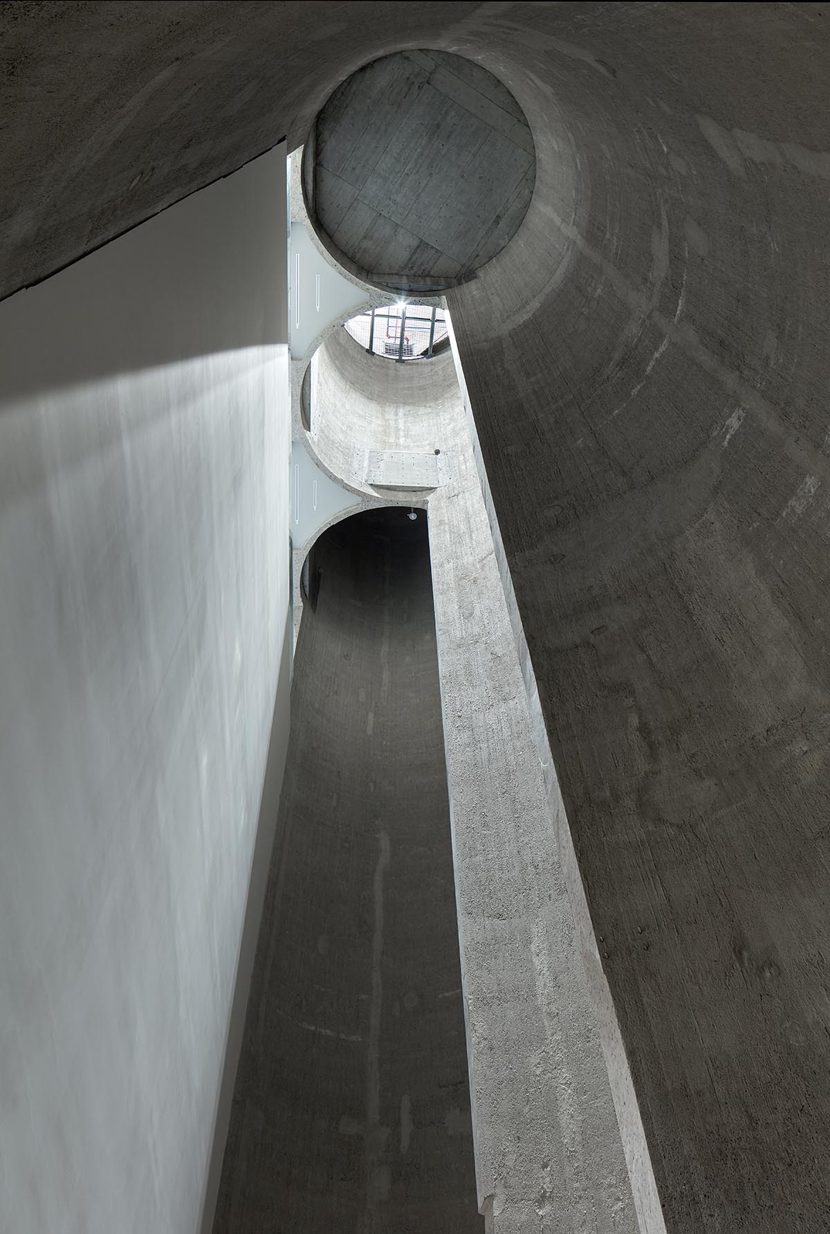 BAX, Mestres Wåge Arquitectes and Mendoza Partida unveil Kunstsilo, a new Nordic art museum
