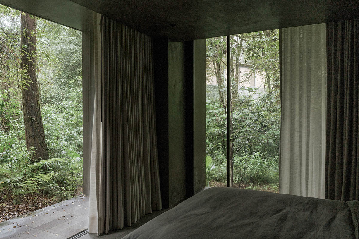 PPAA completes Copas House with sleek skin and pastel tones in Valle de Bravo