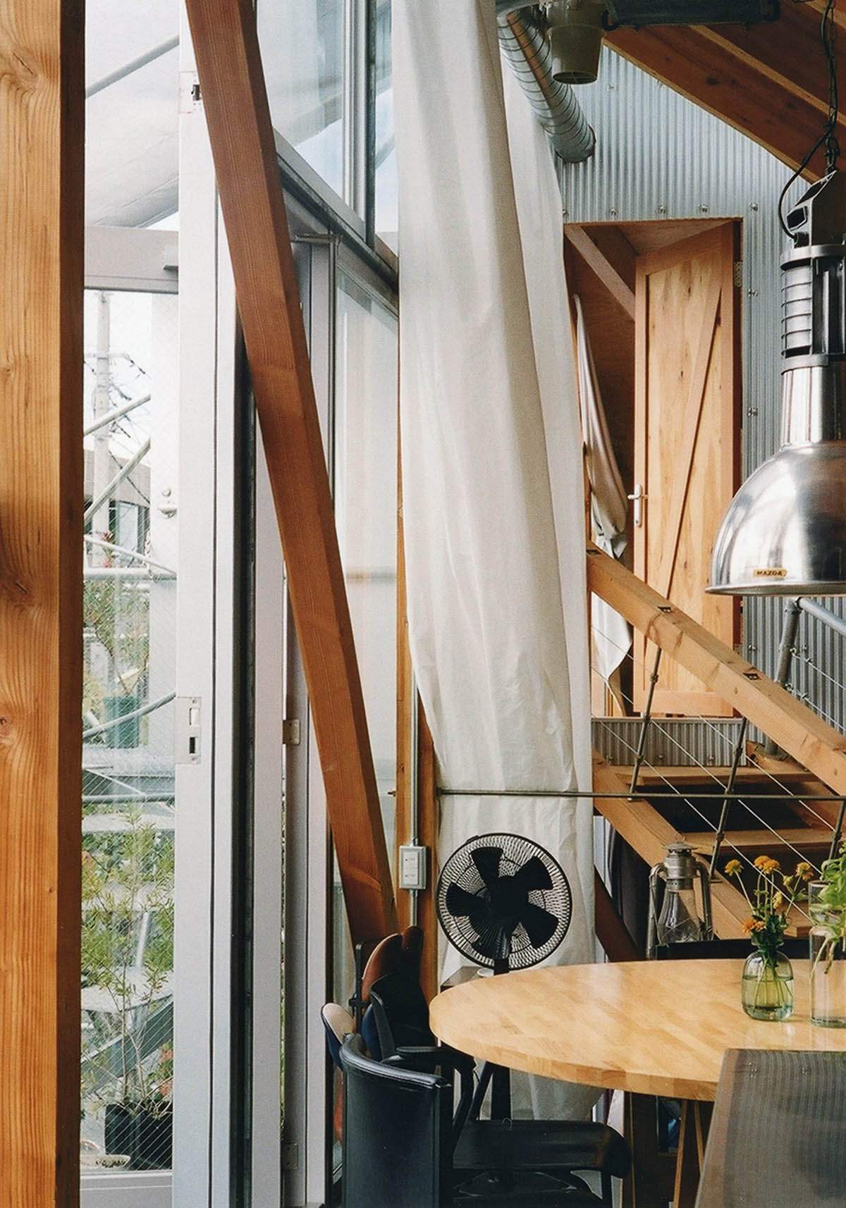 Daita2019 House by Suzuko Yamada Architects takes its language from the complexity of linear elements