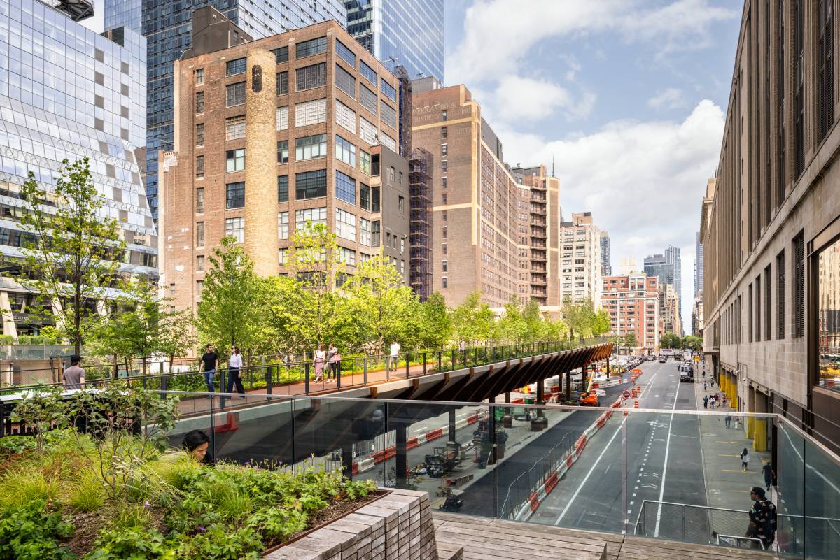 Moynihan Connector by SOM and James Corner Field Operations Is Now Open to Public
