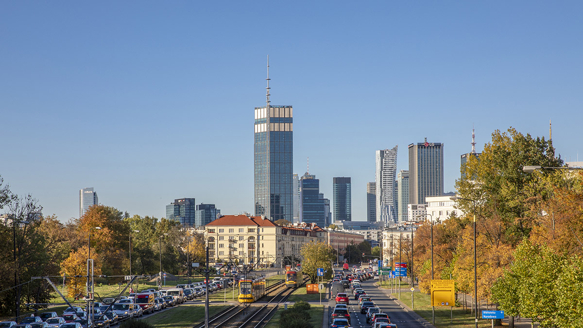 Foster + Partners completes EU’s tallest building in Warsaw