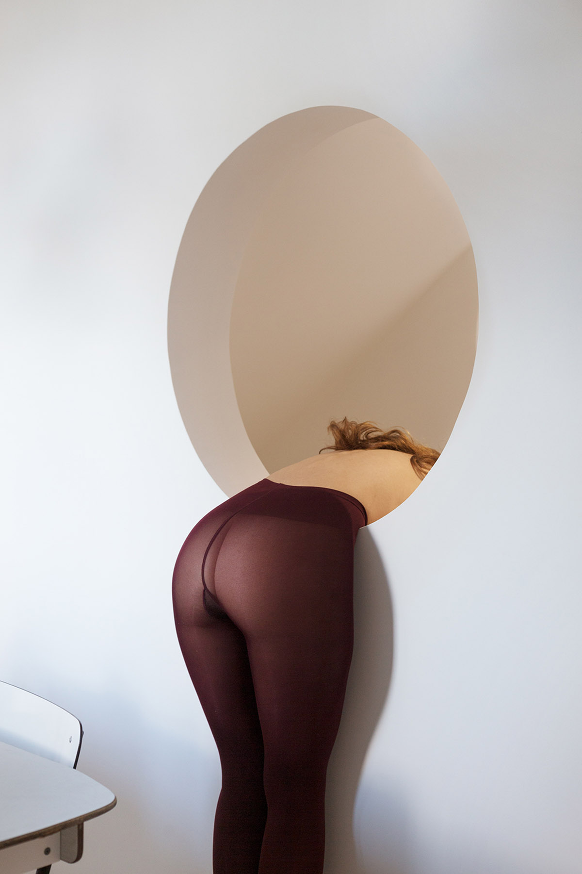 Margine renovates 1950s apartment with minimalist color palette and tiny furnitures in Rome