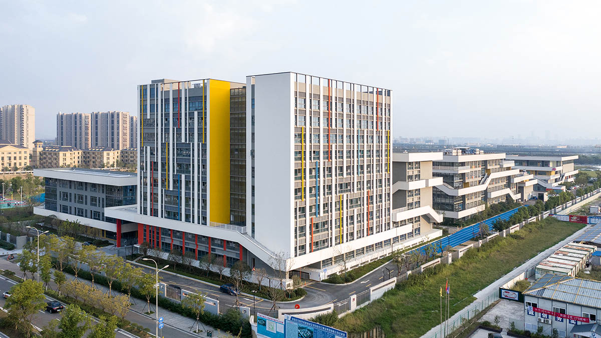DC Alliance completes Ningbo Hanvos School in China