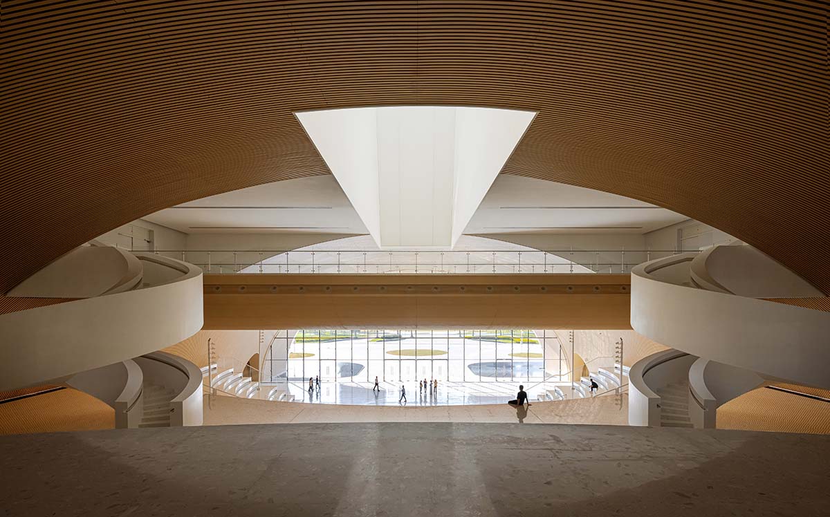 Culture and art complex features three mega arches that serve as a gateway to the city in Zhuhai