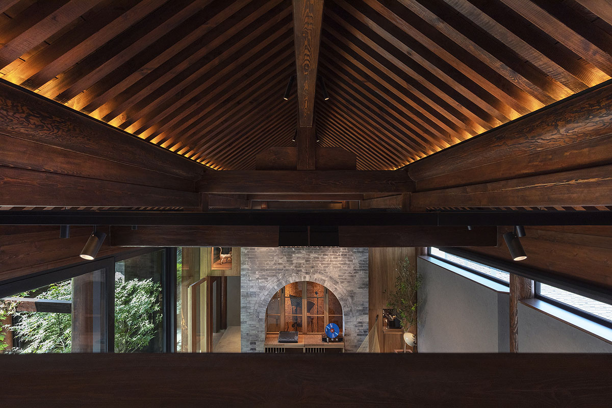 Days in YARD Studio renovates Beijing's old Hutong houses with new courtyard arrangement