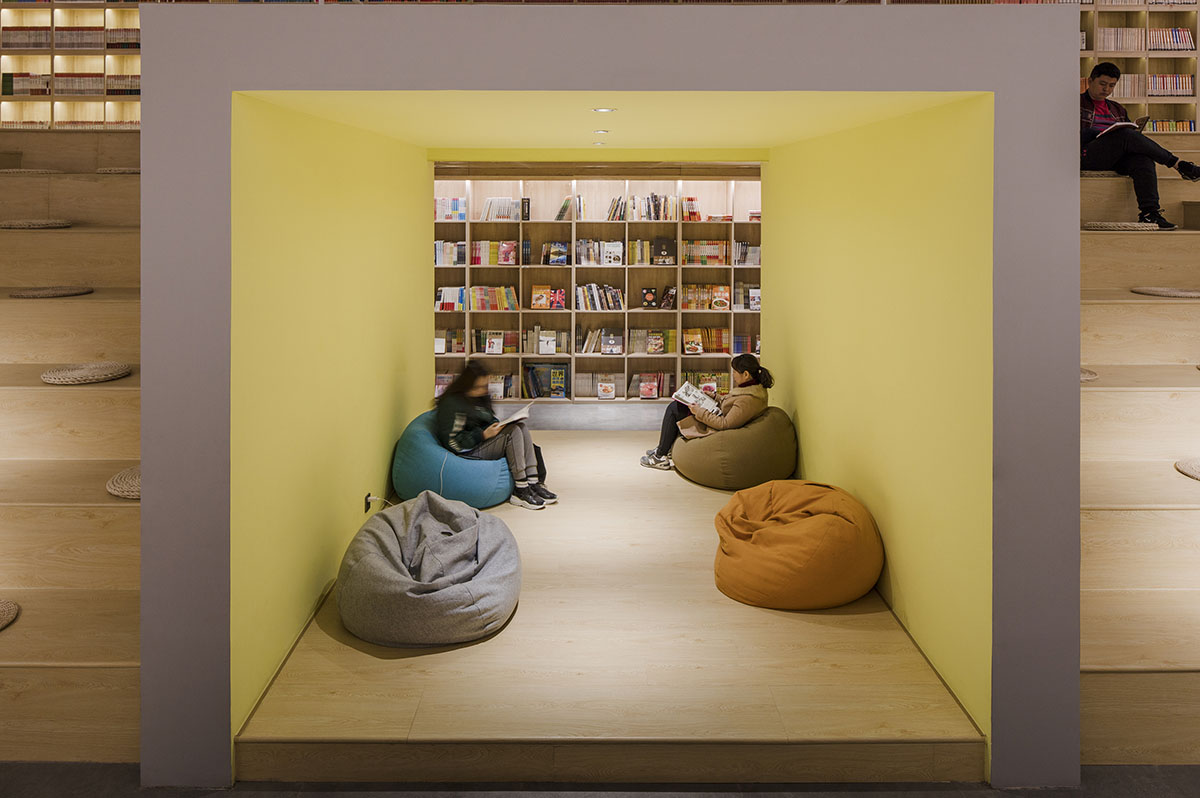 y.ad studio designs Yuanping Meijing Bookstore hidden in daylighting atriums in China