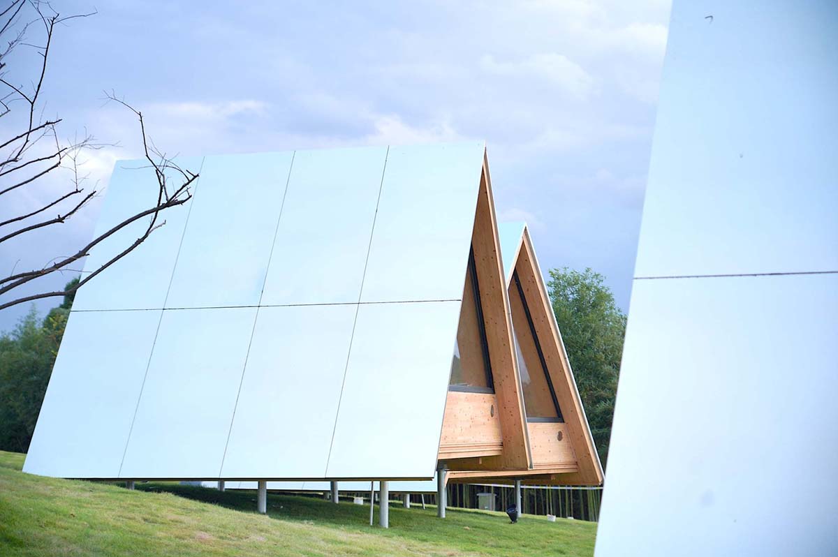 Wiki Tribe cabins, made of modular wooden system, have been built with local participants in Huzhou