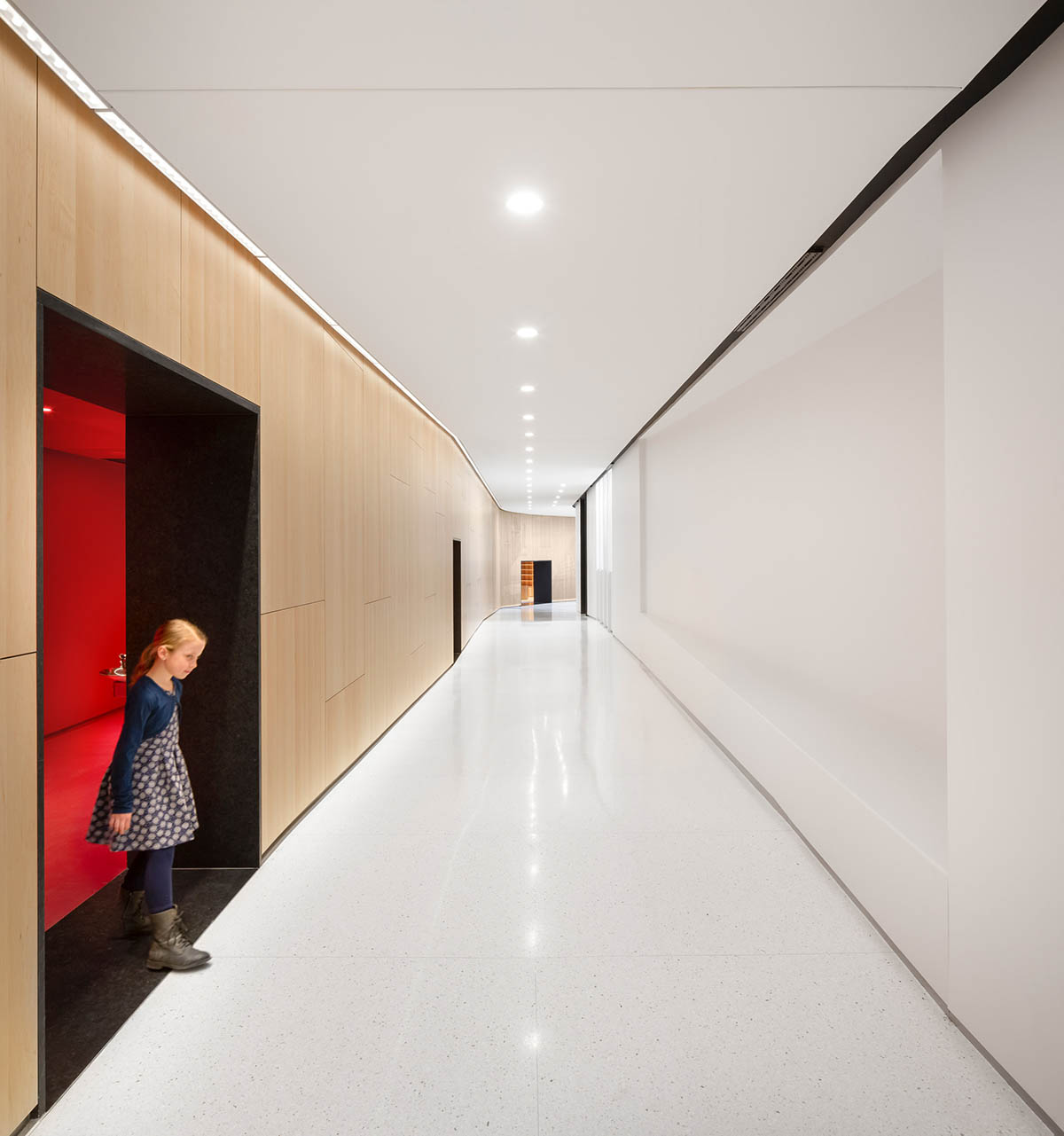 Provencher_Roy adds new pavilion to National Assembly Parliament Building with central spiral ramp