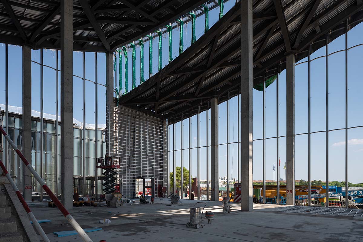 BIG’s Suzhou Museum of Contemporary Art tops out with curved roofs in China