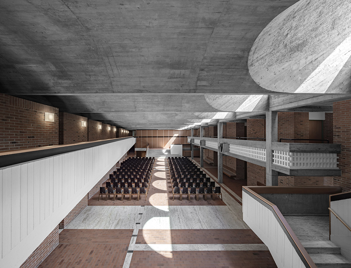 MoDusArchitects renovates Cusanus Academy with subtle elements in ...