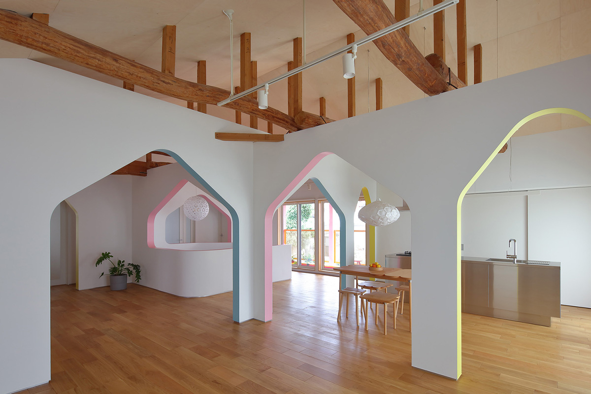 24d-studio renovates old Japanese house with structural