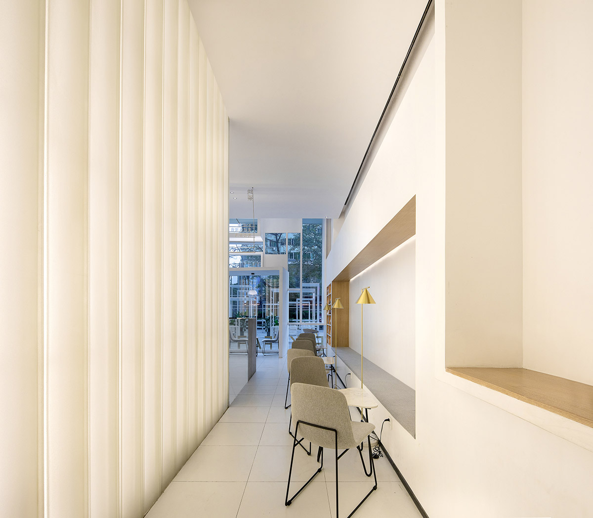 Onexn Architects designs Peak Tea that blends indoor with outdoor area in Shenzhen