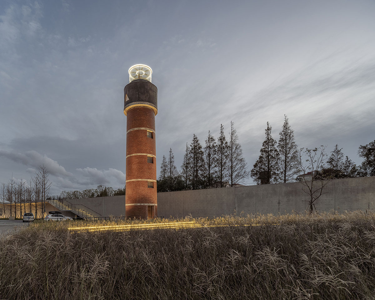Wutopia Lab transforms an abandoned water tower into a memorial in Shanghai