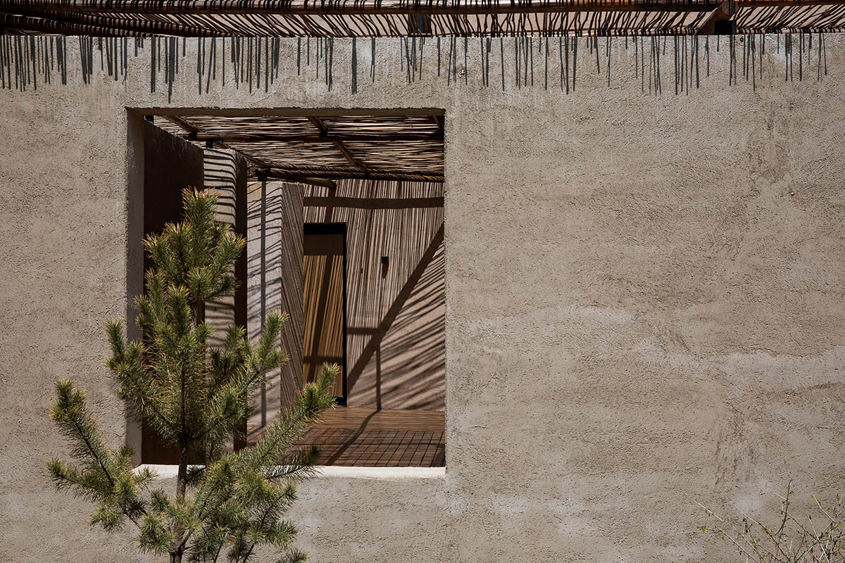 DAS Lab completes Lost Villa Boutique Hotel with earth-toned colours and smooth details in Ningxia