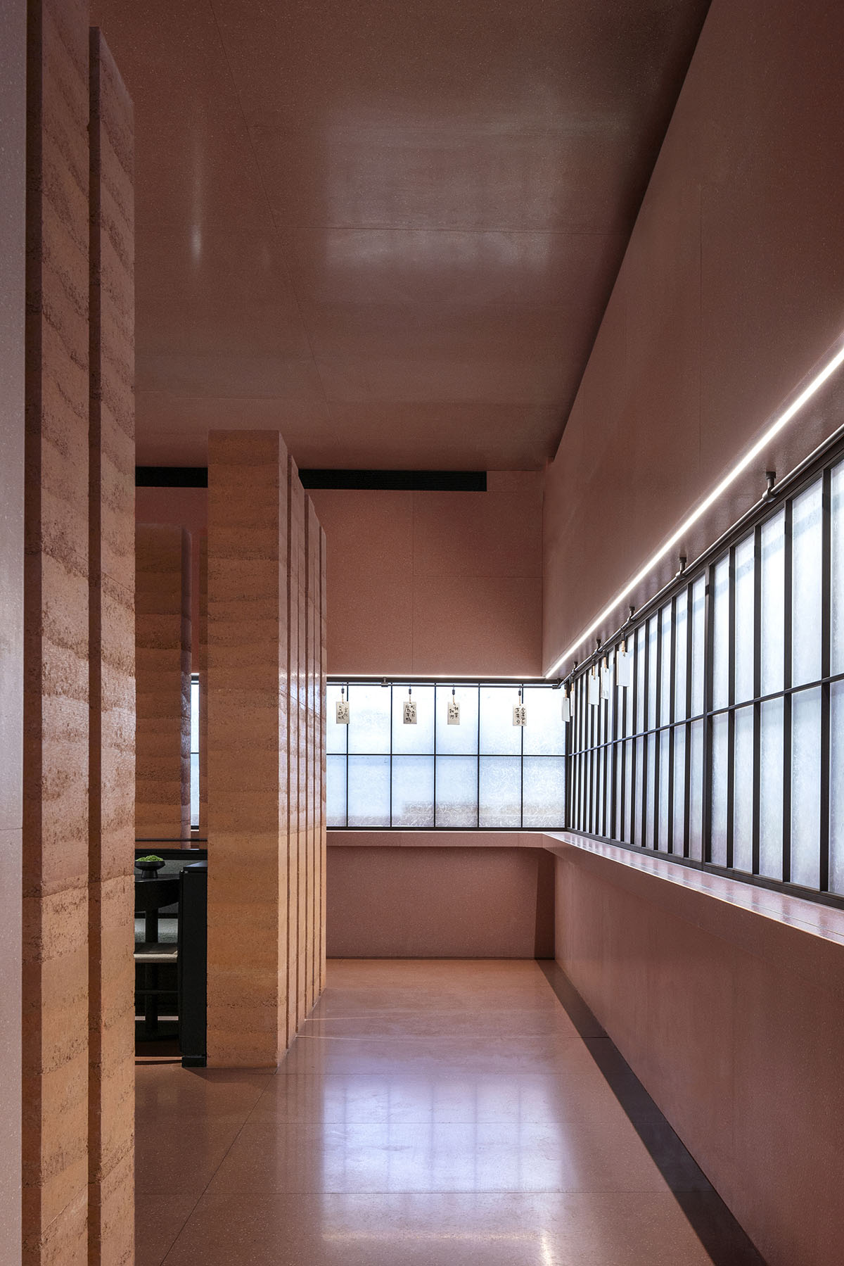 Nature Times Art Design completes farm to table restaurant with saturated color palette in Shenzhen