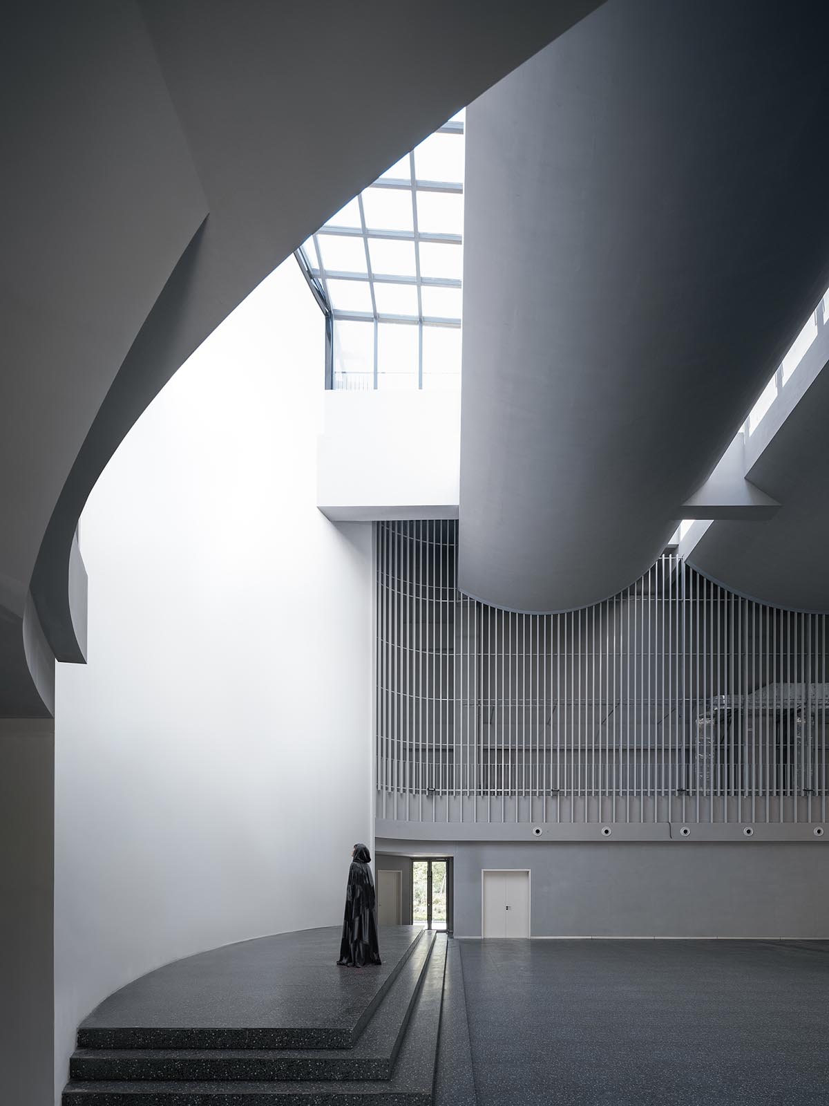Wutopia Lab completes Fengxian Qixian Jesus Church in China 