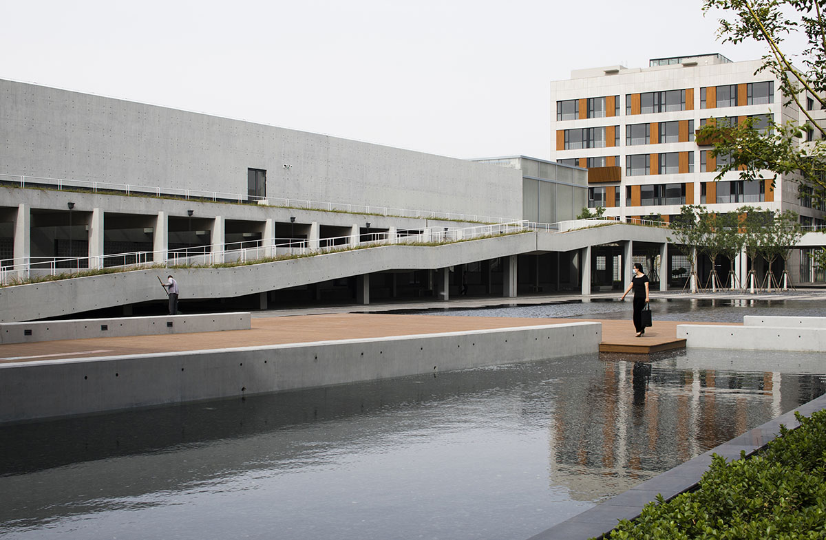 y.ad studio completes production center for clothing industry in Cangzhou, China