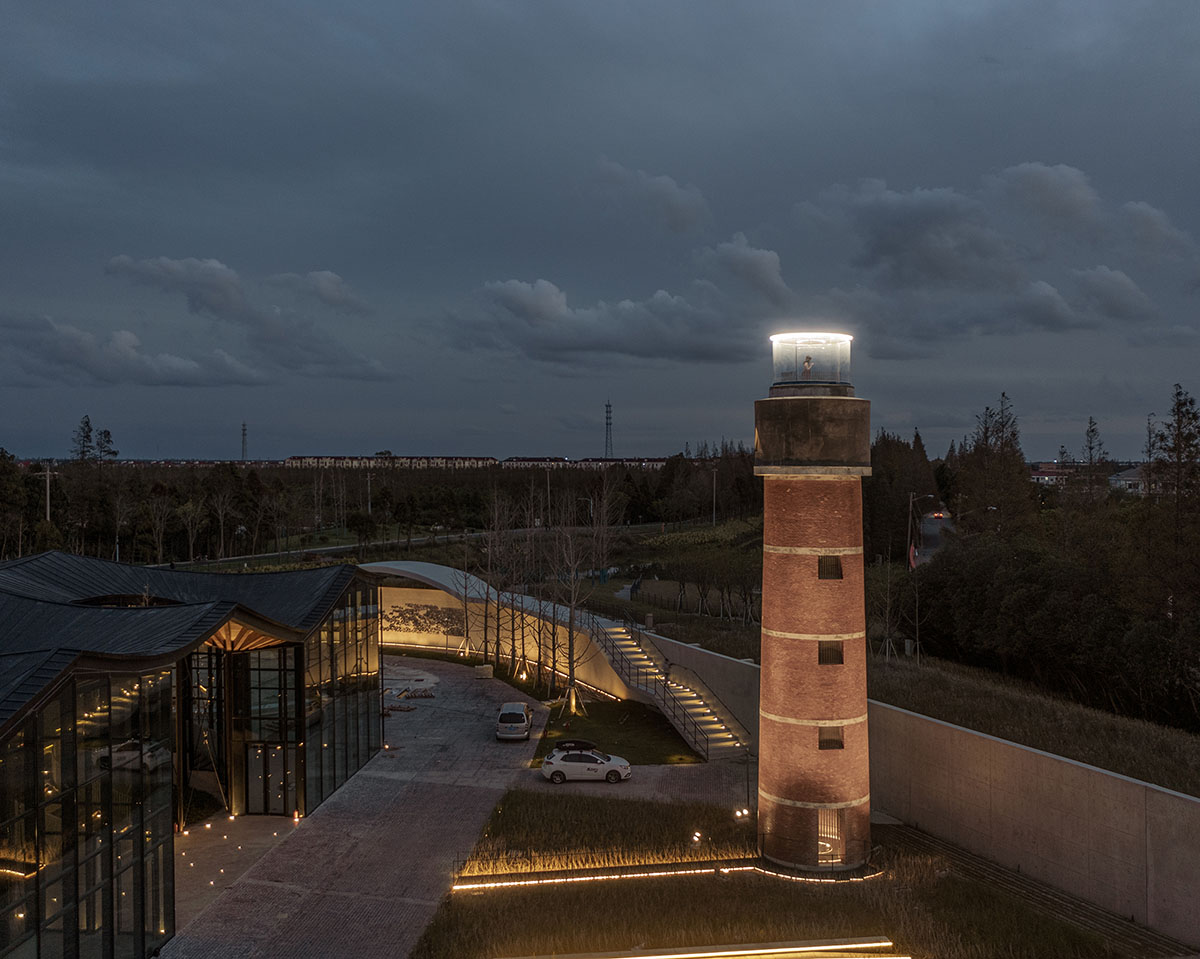 Wutopia Lab transforms an abandoned water tower into a memorial in Shanghai
