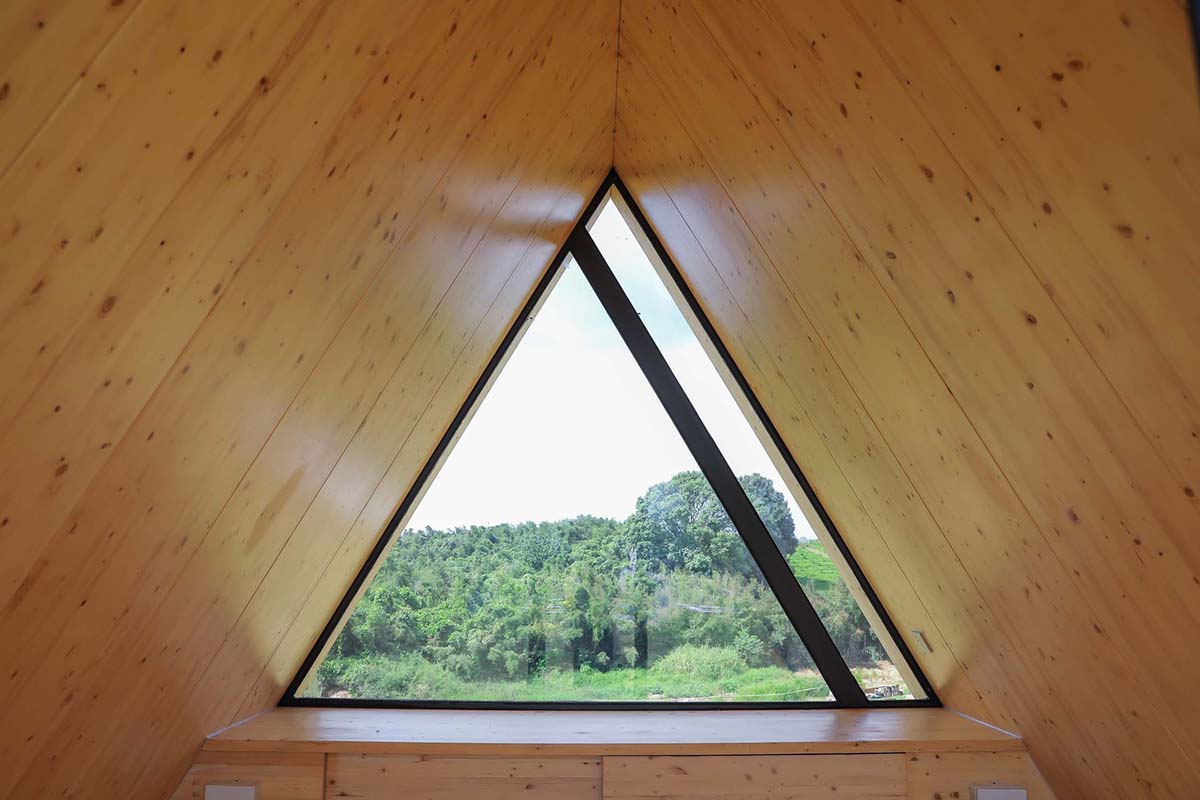 Wiki Tribe cabins, made of modular wooden system, have been built with local participants in Huzhou