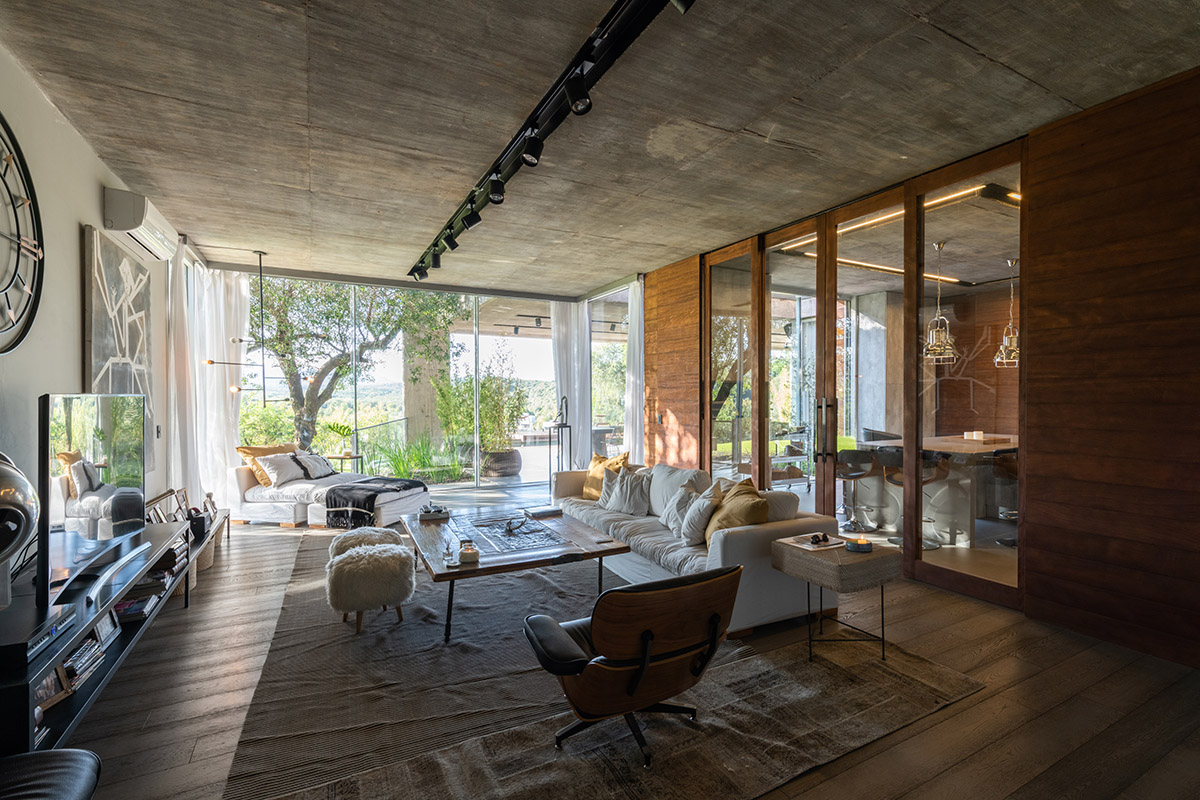 Estudio Herbera completes Casa En Mendiolaza in Córdoba, Argentina