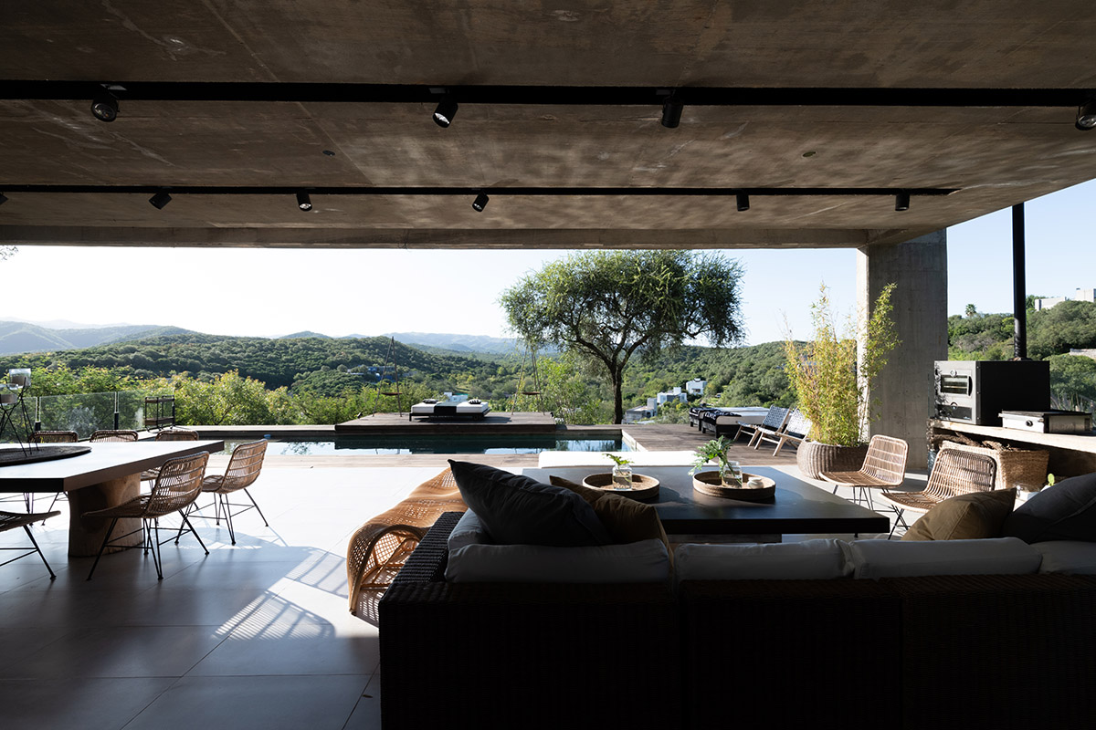Estudio Herbera completes Casa En Mendiolaza in Córdoba, Argentina