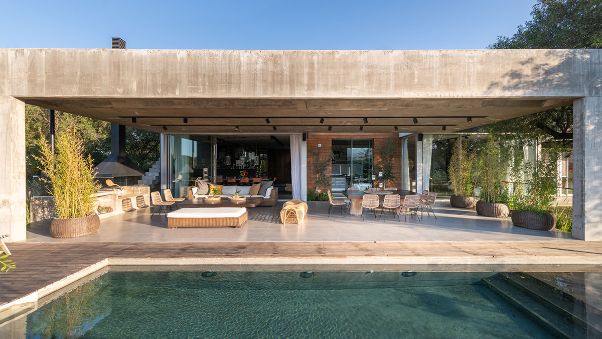 Estudio Herbera completes Casa En Mendiolaza in Córdoba, Argentina