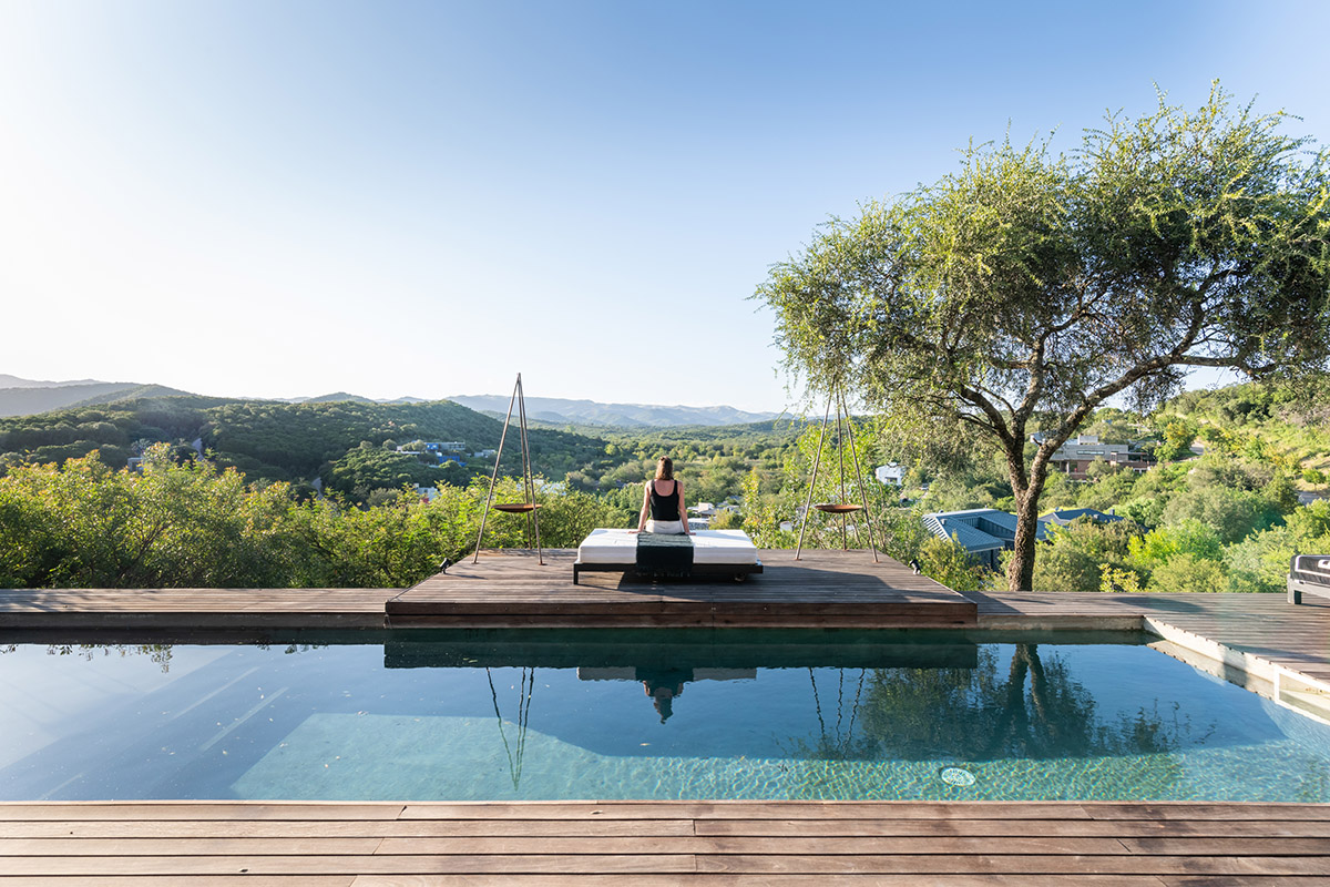 Estudio Herbera completes Casa En Mendiolaza in Córdoba, Argentina