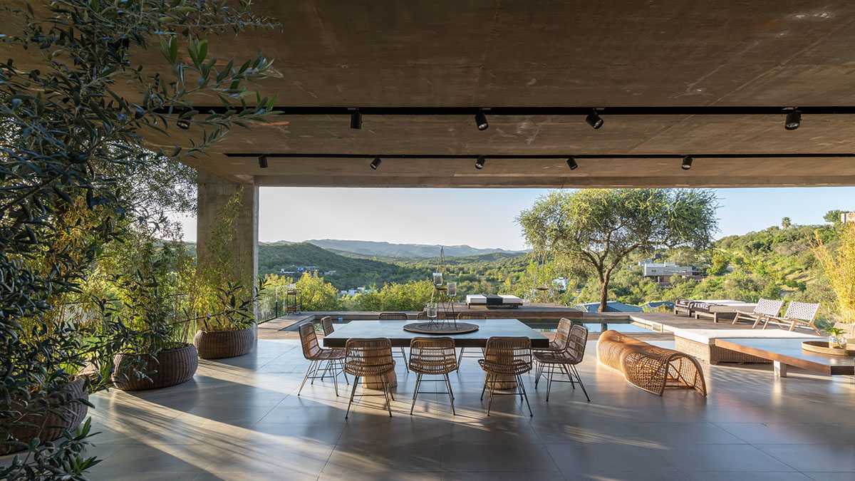 Estudio Herbera completes Casa En Mendiolaza in Córdoba, Argentina