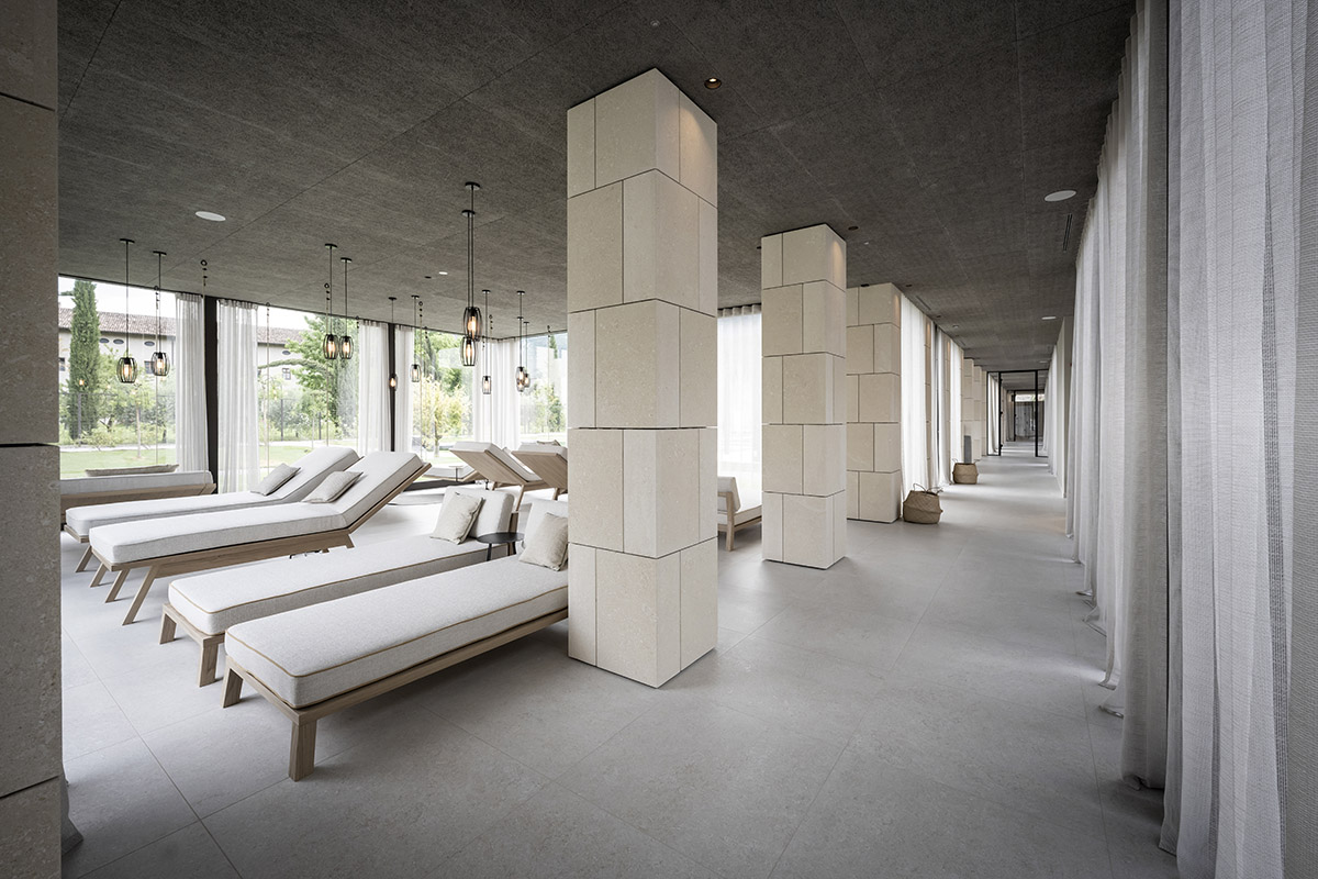Noa* transforms old monastery into a hotel inspired by region's rural constructions in Arco